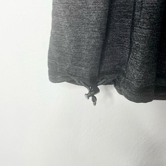 Lululemon Run Your Heart Out tank - size 8 - Picture 3 of 8